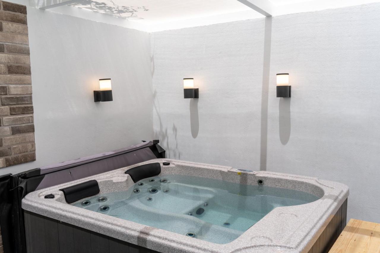 City And Sand Suites Agios Andonios  Екстер'єр фото